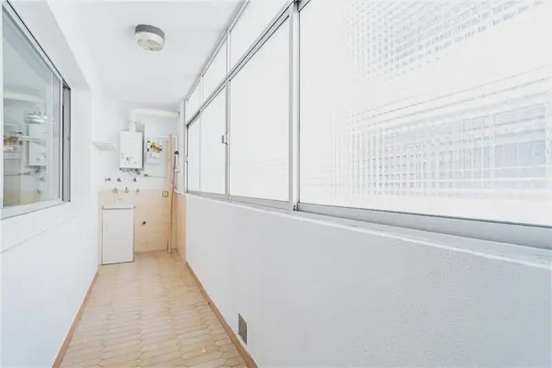 4 quarto Apartamento para venda em Palma de Mallorca com garagem - 450 000 € (Ref: 9893423)