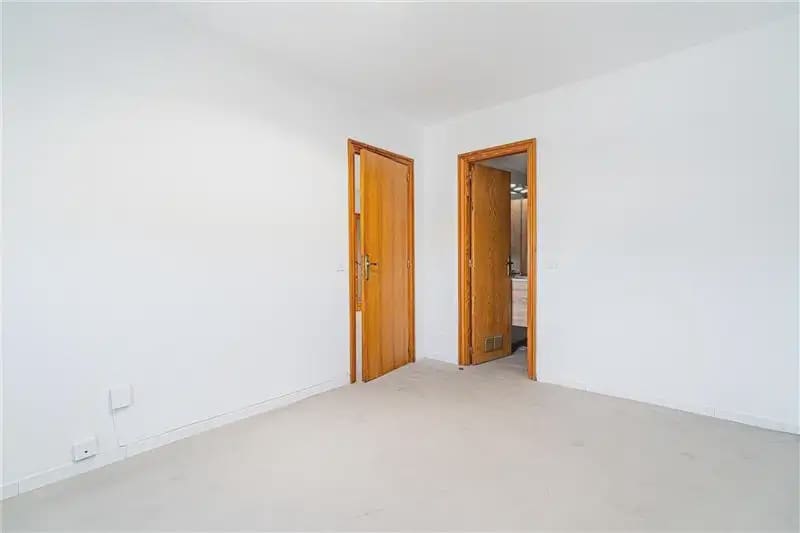 4 quarto Apartamento para venda em Palma de Mallorca com garagem - 450 000 € (Ref: 9893423)