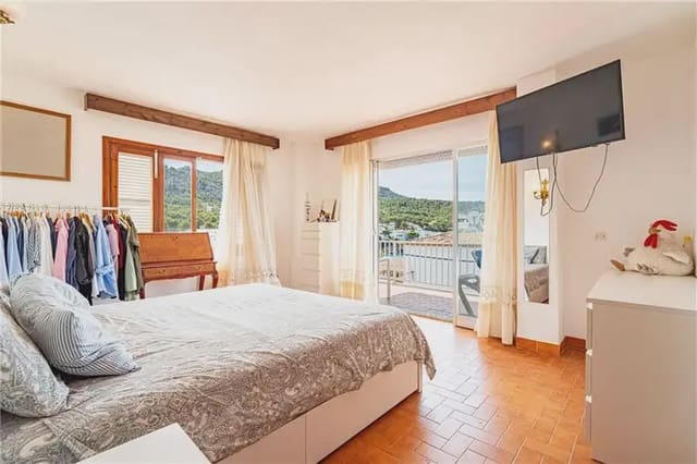 5 bedroom Penthouse for sale in Andratx - € 850,000 (Ref: 9893426)