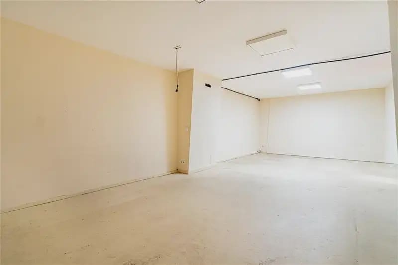 Commercial for sale in Palma de Mallorca - € 450,000 (Ref: 9893429)