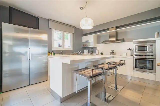 4 camera da letto Casa in vendita in Genova, Palma de Mallorca con piscina garage - 1.380.000 € (Rif: 9893437)