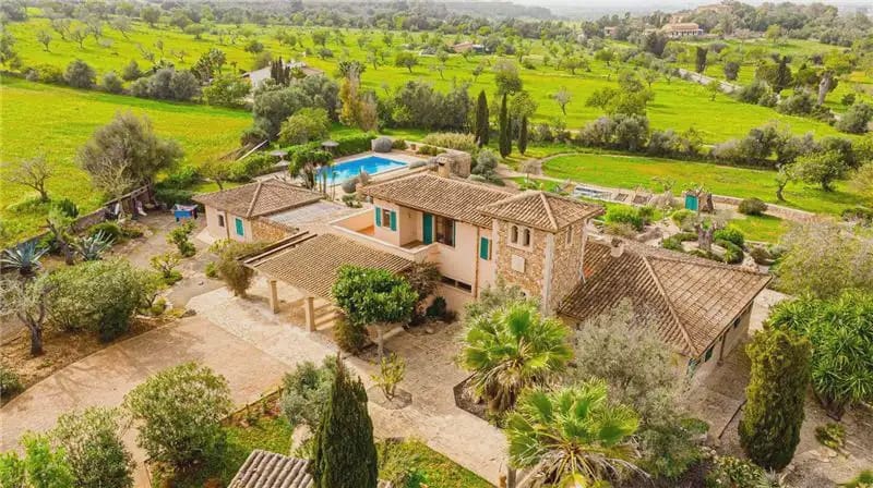5 sovrum Finca/Hus på landet till salu i Felanitx med pool garage - 2 360 000 € (Ref: 9893438)