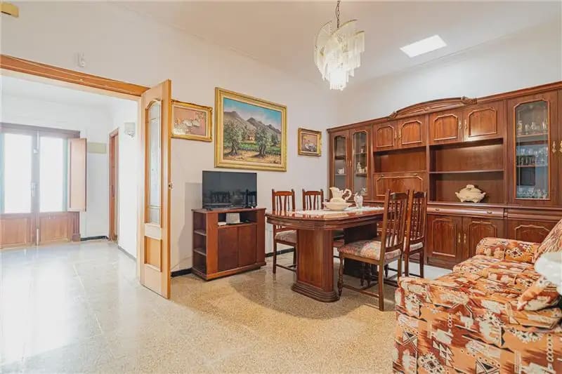 3 bedroom Bungalow for sale in Palma de Mallorca - € 536,000 (Ref: 9893440)