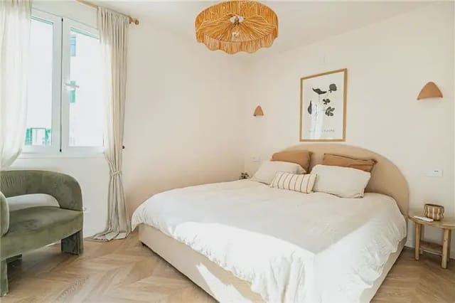 2 slaapkamer Flat te koop in Portals Nous, Calvià - € 550.000 (Ref: 9893452)