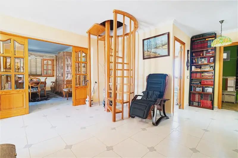 5 bedroom Villa for sale in Llucmajor with pool garage - € 950,000 (Ref: 9893453)