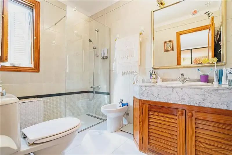 5 bedroom Villa for sale in Llucmajor with pool garage - € 950,000 (Ref: 9893453)