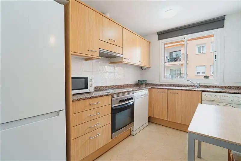 1 sovrum Lägenhet till salu i Palma de Mallorca med garage - 355 000 € (Ref: 9893454)