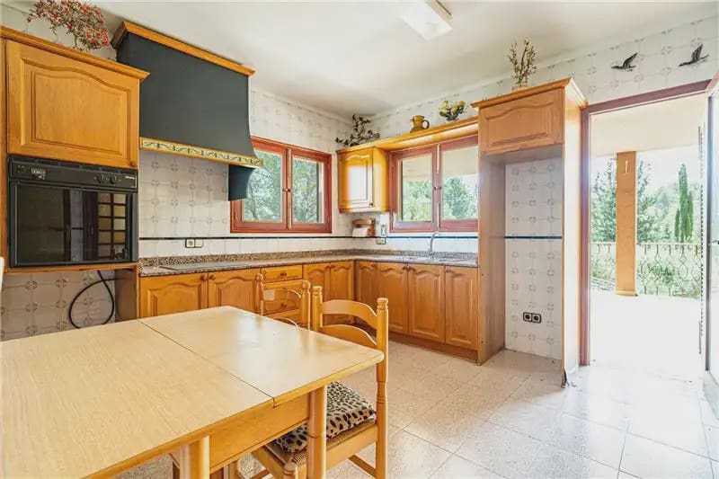 7 bedroom Villa for sale in Esporles with pool garage - € 1,400,000 (Ref: 9893455)