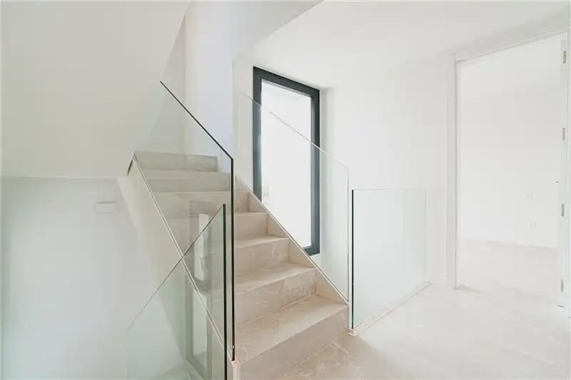 4 soverom Rekkehus til salgs i Palma de Mallorca med svømmebasseng garasje - € 1 100 000 (Ref: 9893456)