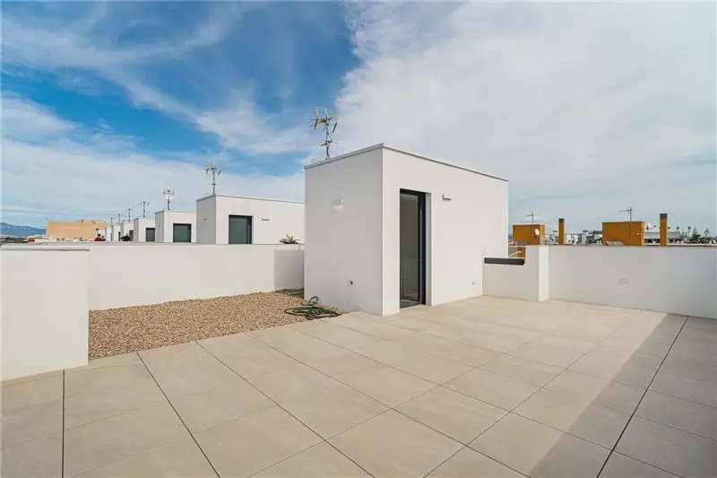 4 soverom Rekkehus til salgs i Palma de Mallorca med svømmebasseng garasje - € 1 100 000 (Ref: 9893456)