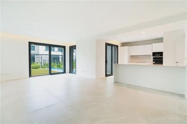 4 soverom Rekkehus til salgs i L'Arenal, Palma de Mallorca med svømmebasseng garasje - € 1 100 000 (Ref: 9893456)