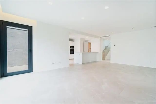 4 soverom Rekkehus til salgs i L'Arenal, Palma de Mallorca med svømmebasseng garasje - € 1 100 000 (Ref: 9893456)