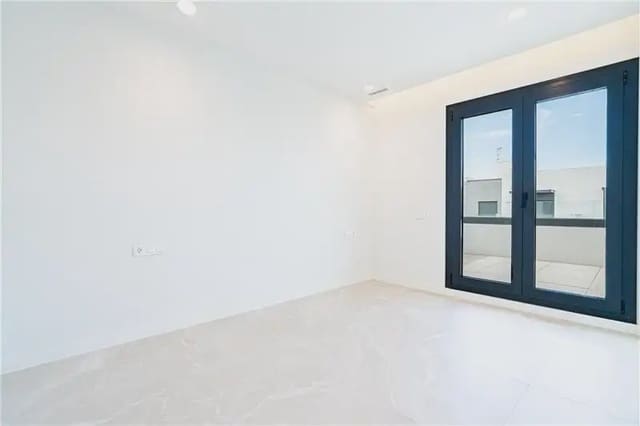 4 soverom Rekkehus til salgs i L'Arenal, Palma de Mallorca med svømmebasseng garasje - € 1 100 000 (Ref: 9893456)