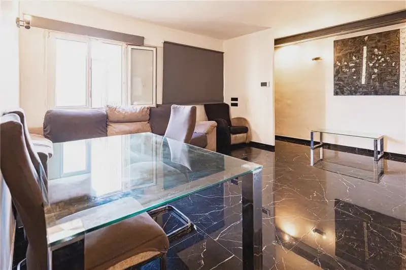 Ático de 3 habitaciones en Palma de Mallorca en venta - 357.000 € (Ref: 9893495)