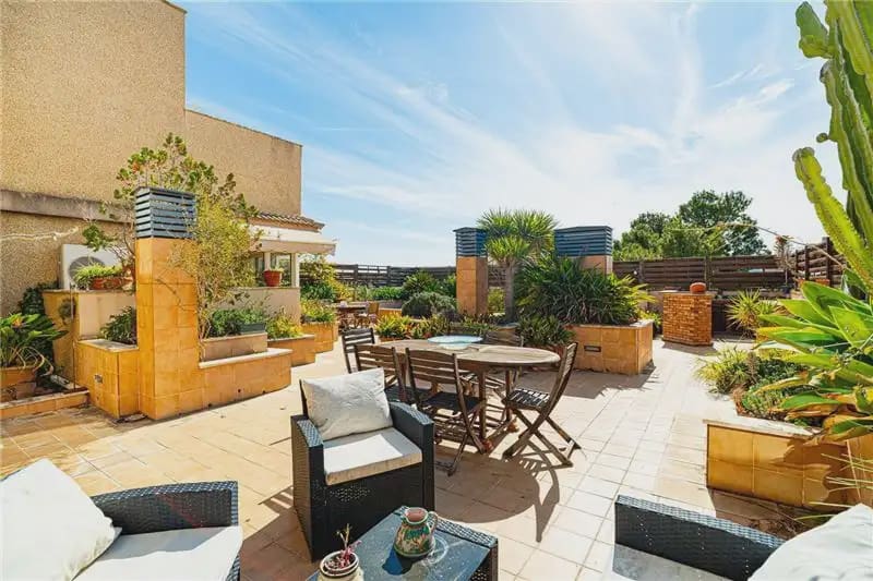 5 makuuhuone Kattohuoneisto myytävänä paikassa Palma de Mallorca mukana uima-altaan - 1 275 000 € (Ref: 9893501)