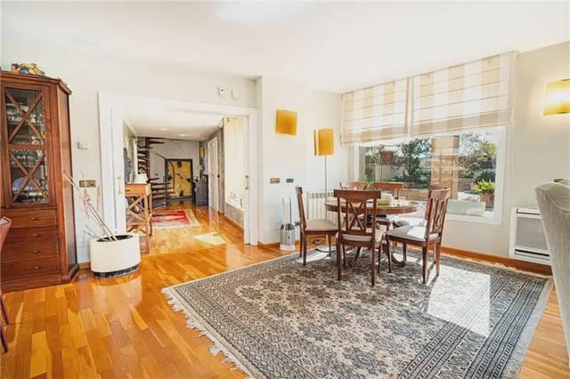 5 makuuhuone Kattohuoneisto myytävänä paikassa Son Dureta, Palma de Mallorca mukana uima-altaan - 1 275 000 € (Ref: 9893501)