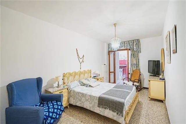 3 soveværelse Lejlighed til salg i Santa Catalina, Palma de Mallorca med garage - € 690.000 (Ref: 9893503)