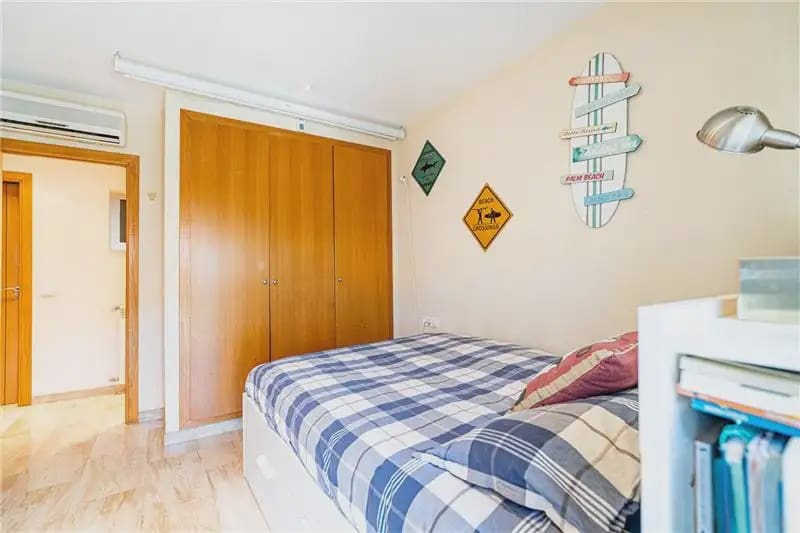 4 bedroom Flat for sale in Palma de Mallorca with pool garage - € 798,000 (Ref: 9893505)