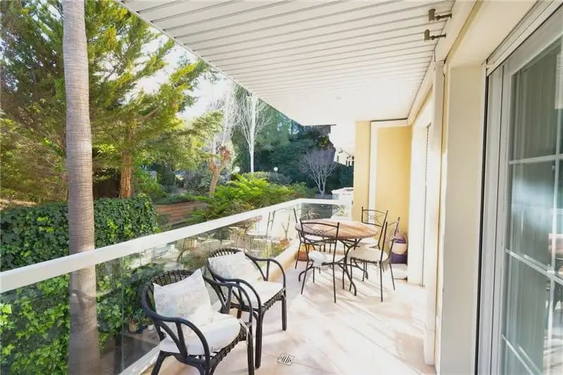 Apartamento de 2 habitaciones en Palma de Mallorca en venta con piscina garaje - 660.000 € (Ref: 9893506)