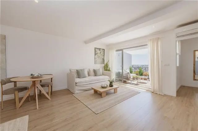 3 slaapkamer Penthouse te koop in Santa Catalina, Palma de Mallorca - € 740.000 (Ref: 9893508)