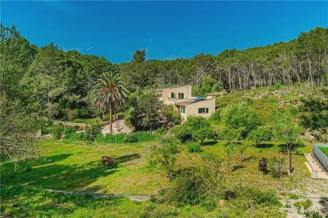 5 sovrum Finca/Hus på landet till salu i Llucmajor - 1 800 000 € (Ref: 9893509)