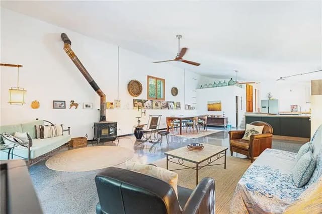 5 sovrum Finca/Hus på landet till salu i Llucmajor - 1 800 000 € (Ref: 9893509)