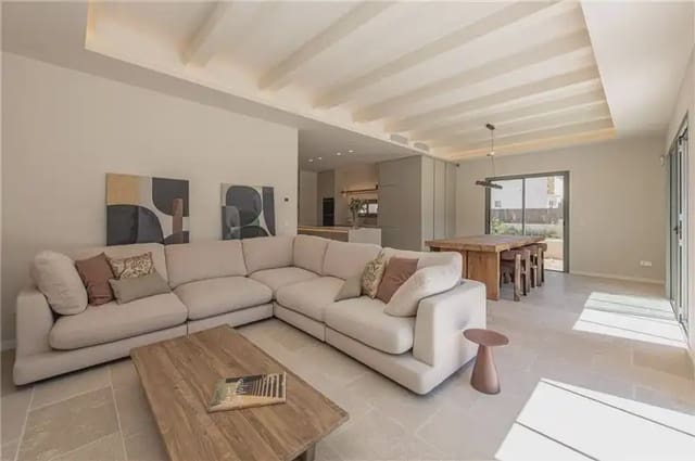 4 bedroom Villa for sale in Artà with garage - € 2,300,000 (Ref: 9893516)