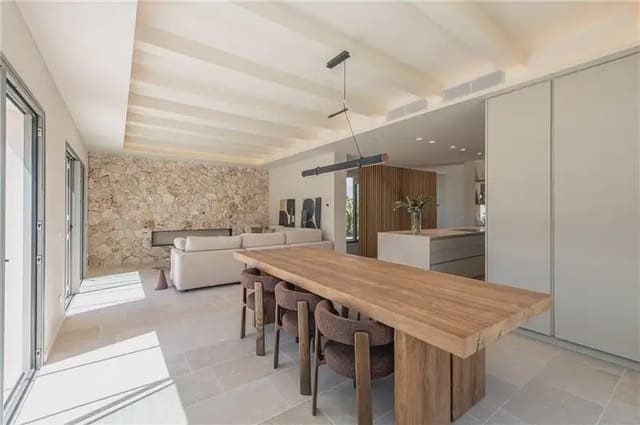 4 bedroom Villa for sale in Artà with garage - € 2,300,000 (Ref: 9893516)