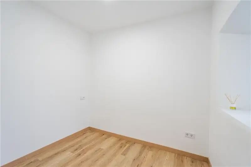 Oficina en Palma de Mallorca en alquiler con garaje - 1.000 € (Ref: 9893517)