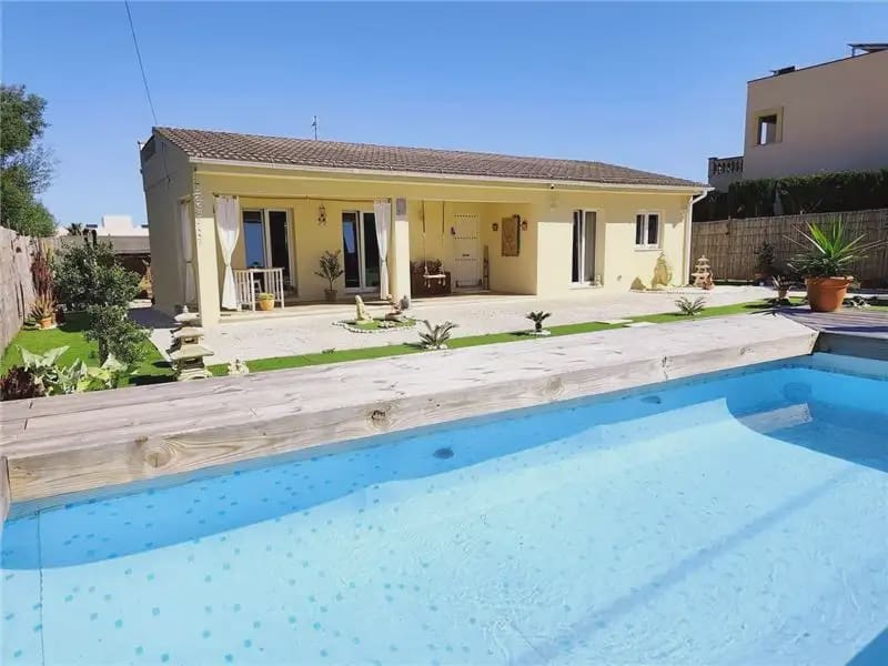 2 soverom Villa til salgs i Llucmajor med svømmebasseng garasje - € 725 000 (Ref: 9893519)