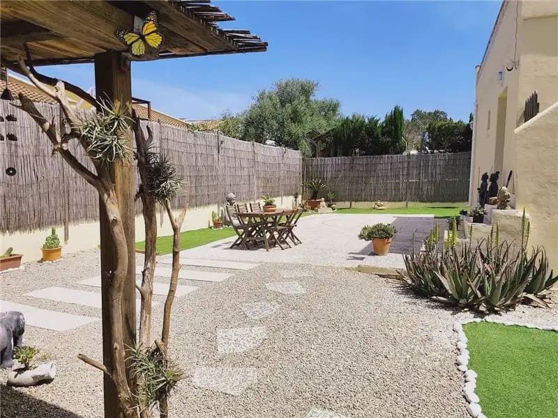 2 soverom Villa til salgs i Llucmajor med svømmebasseng garasje - € 725 000 (Ref: 9893519)