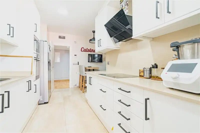 Apartamento de 4 habitaciones en Palma de Mallorca en venta con piscina garaje - 1.197.000 € (Ref: 9893525)