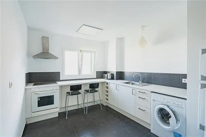 4 soverom Leilighet til leie i Palma de Mallorca - € 1 900 (Ref: 9894900)