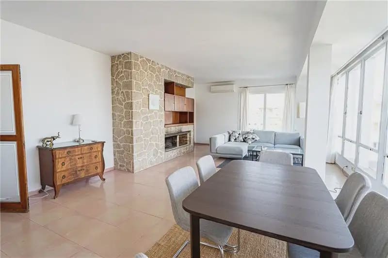 4 soverom Leilighet til leie i Palma de Mallorca - € 1 900 (Ref: 9894900)