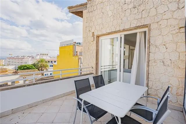 4 soverom Leilighet til leie i El Terreno, Palma de Mallorca - € 1 900 (Ref: 9894900)