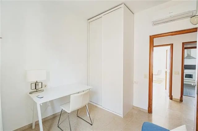 4 soverom Leilighet til leie i El Terreno, Palma de Mallorca - € 1 900 (Ref: 9894900)