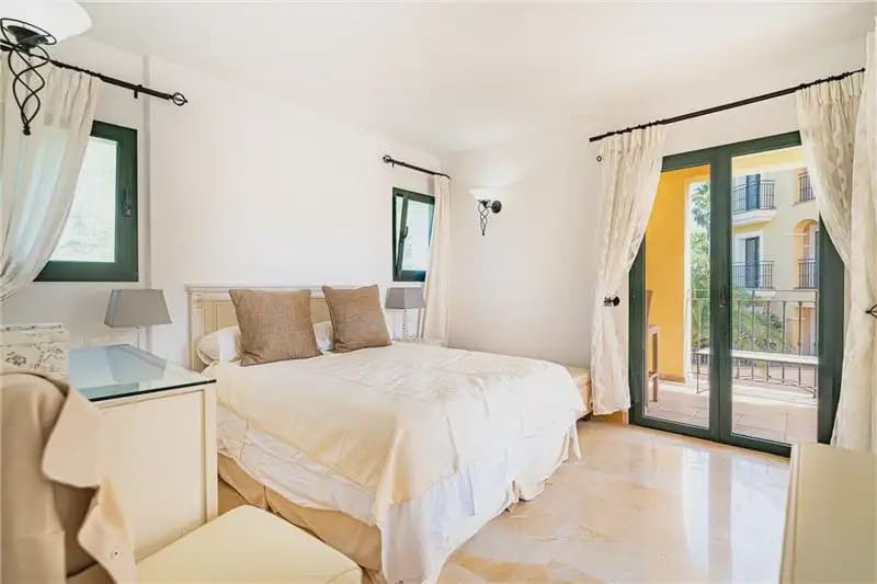 3 quarto Apartamento para venda em Calvia com piscina garagem - 979 000 € (Ref: 9895437)