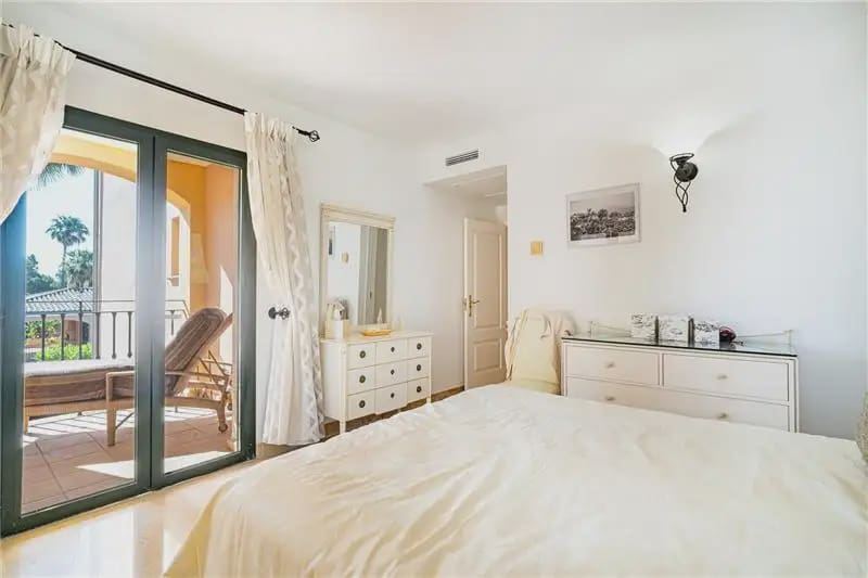 3 quarto Apartamento para venda em Calvia com piscina garagem - 979 000 € (Ref: 9895437)