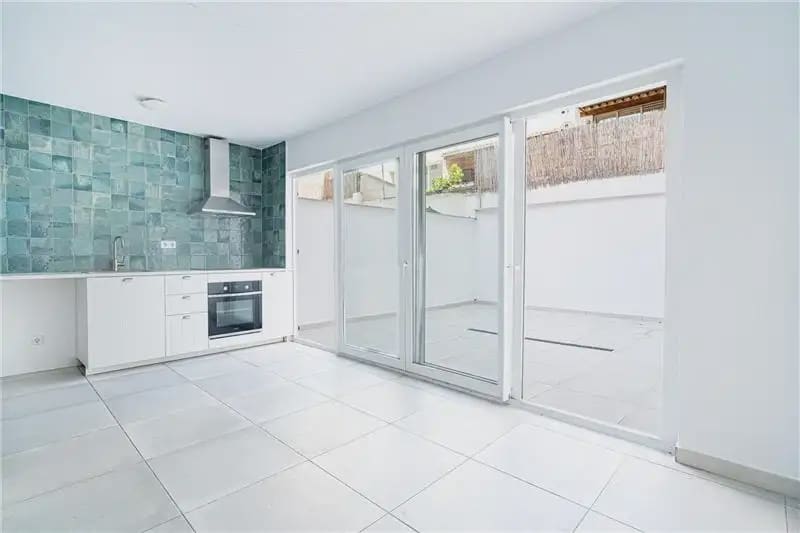 2 bedroom Apartment for sale in Palma de Mallorca - € 449,000 (Ref: 9895438)
