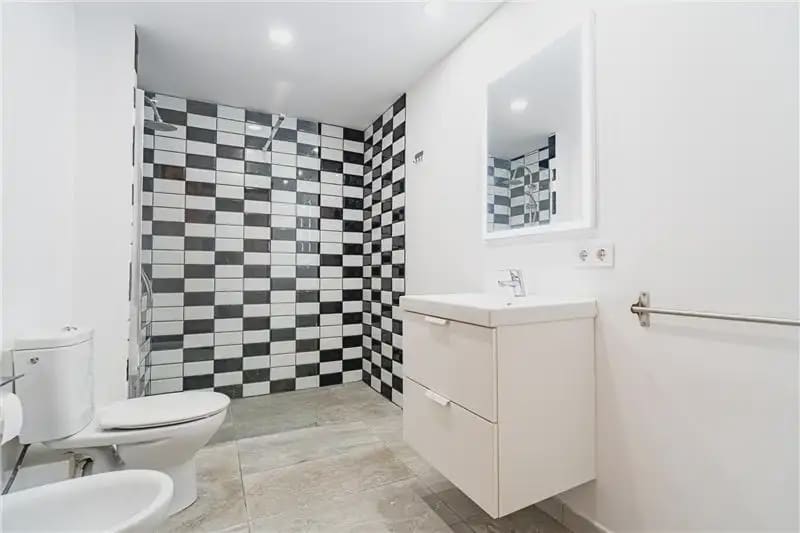 2 bedroom Apartment for sale in Palma de Mallorca - € 449,000 (Ref: 9895438)