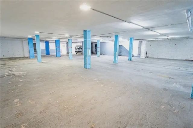 Komercyjne na sprzedaż w L'Arenal, Palma de Mallorca - 395 000 € (Ref: 9902251)