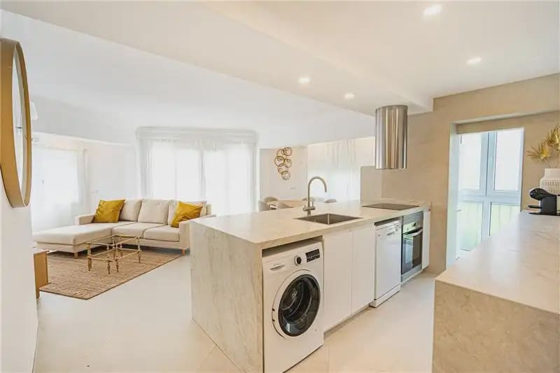 3 sovrum Lägenhet att hyra i Palma de Mallorca - 2 300 € (Ref: 9908961)