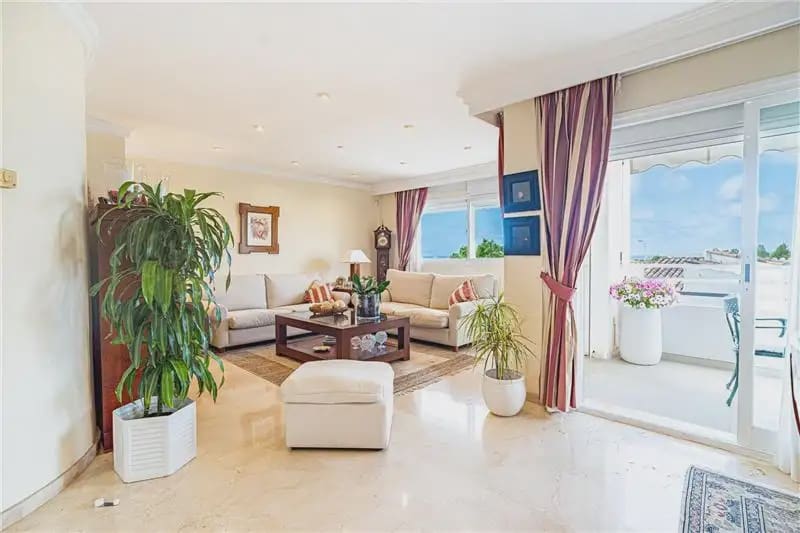 Apartamento de 5 habitaciones en Palma de Mallorca en venta con piscina garaje - 1.900.000 € (Ref: 9908962)