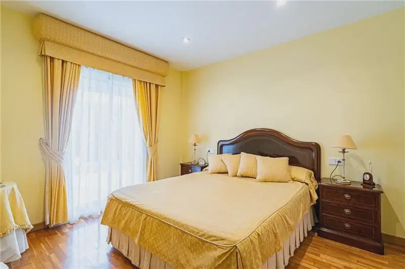 Apartamento de 5 habitaciones en Palma de Mallorca en venta con piscina garaje - 1.900.000 € (Ref: 9908962)