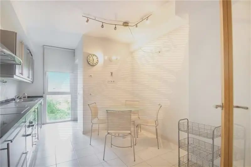 3 sovrum Lägenhet att hyra i Palma de Mallorca med garage - 1 750 € (Ref: 9911545)