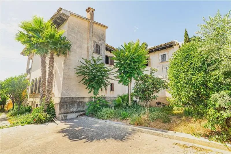 7 bedroom Villa for sale in Palma de Mallorca with pool garage - € 2,100,000 (Ref: 9925256)