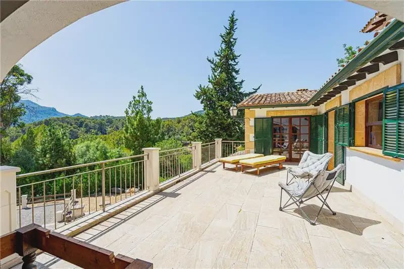 3 bedroom Finca/Country House for sale in Esporles with pool garage - € 1,500,000 (Ref: 9928159)