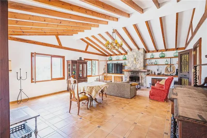 3 bedroom Finca/Country House for sale in Esporles with pool garage - € 1,500,000 (Ref: 9928159)