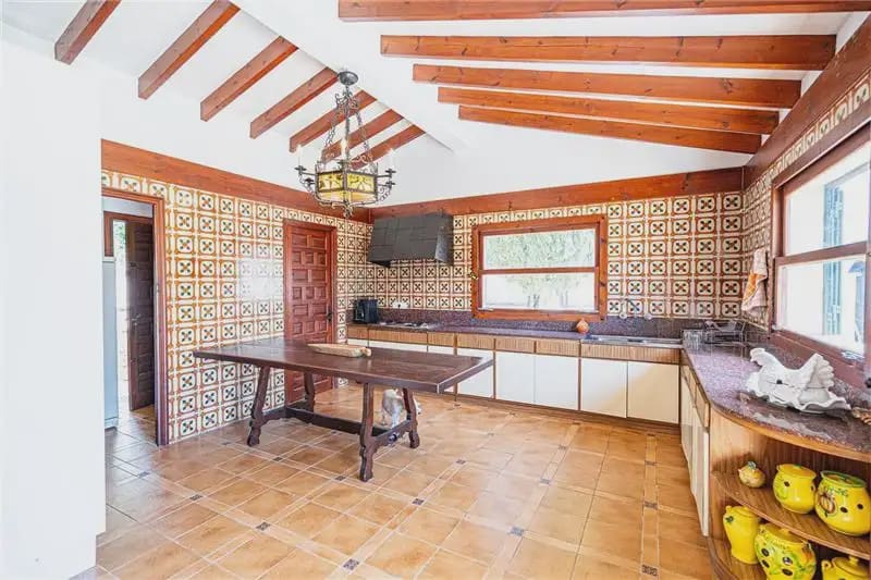 3 bedroom Finca/Country House for sale in Esporles with pool garage - € 1,500,000 (Ref: 9928159)