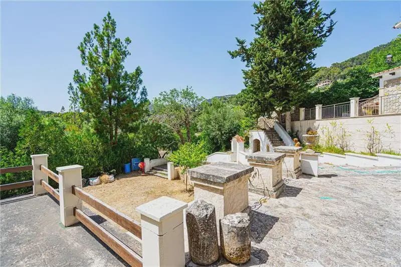 3 bedroom Finca/Country House for sale in Esporles with pool garage - € 1,500,000 (Ref: 9928159)